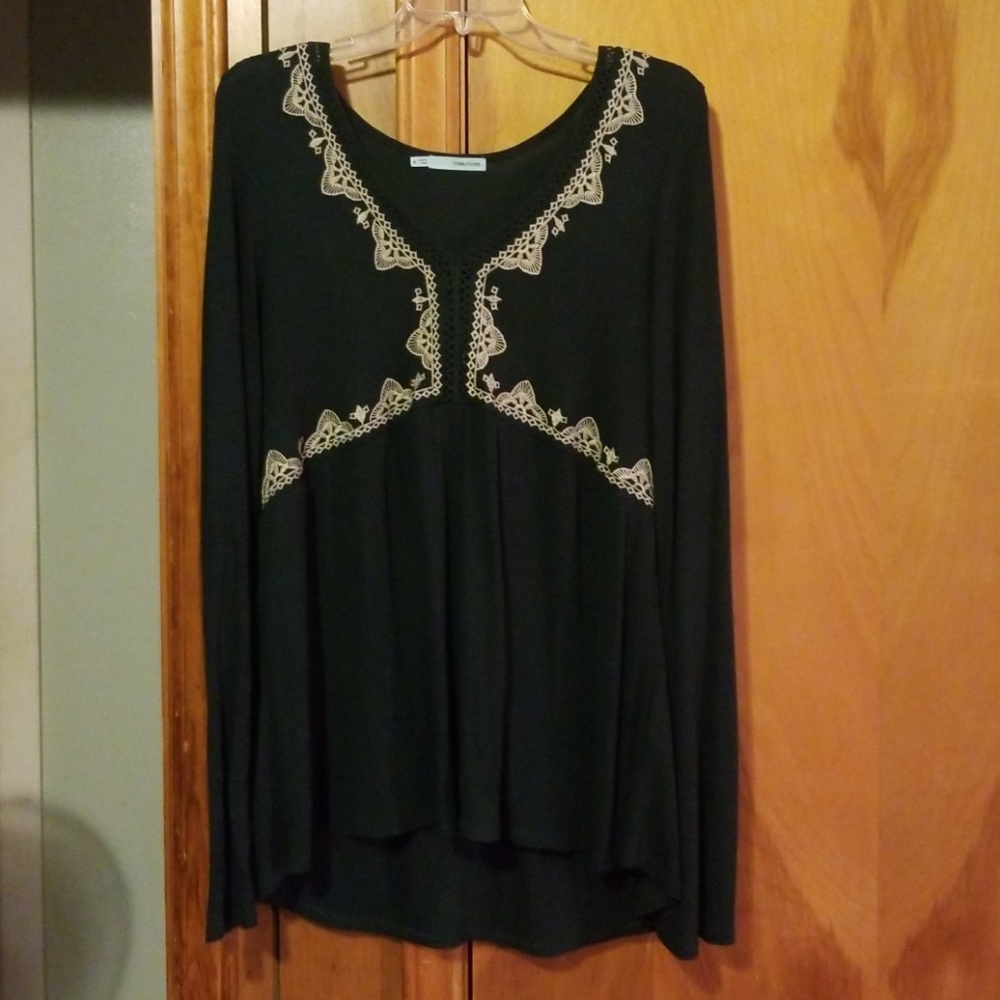 Maurices top